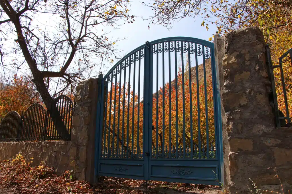 Pose de clôture à Proville